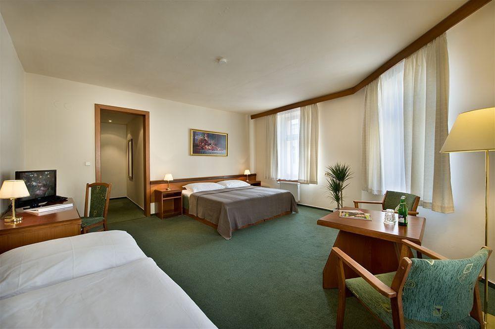 U Tri Korunek Hotel (Three Crowns) - Czech Republic - Prague