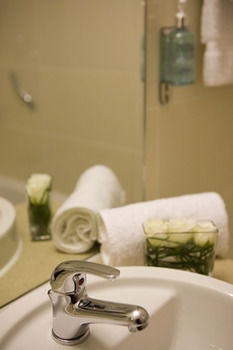 Leonardo Hotel Dublin Parnell Street (Formerly Jurys Inn) - Ireland - Dublin