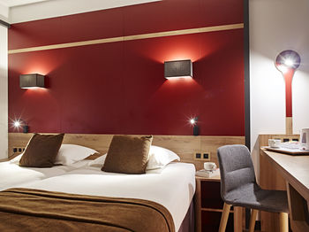 Median Paris Congres - France - Paris