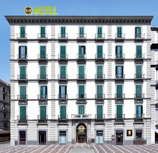 Cavour Hotel - Italy - Naples