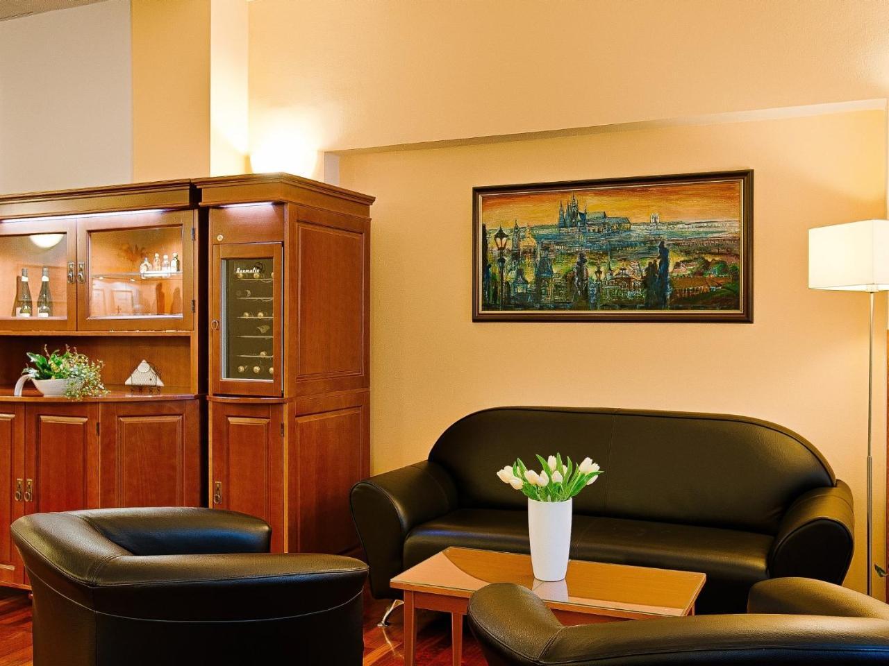 Cloister Inn Hotel - Czech Republic - Prague