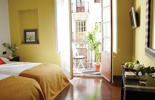 Apartamentos In Barcelona Jaume I - Spain - Barcelona