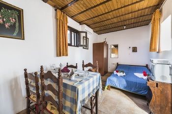 Theo's Traditional House - Greece - Rhodes