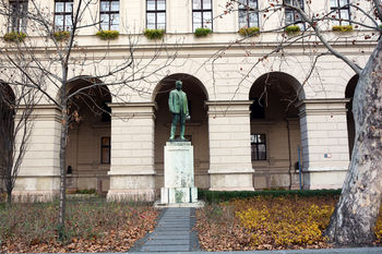 Central Holiday Apartments - Hungary - Budapest