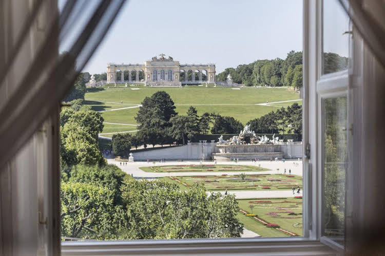 Schlo? Sch?nbrunn Grand Suite - Austria - Vienna