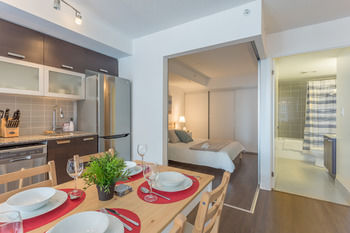 AOC Suites - Luxury Condo - City View - Canada - Toronto