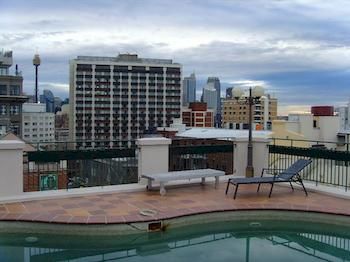 THE CRESCENT ON BAYSWATER - Australia - Sydney