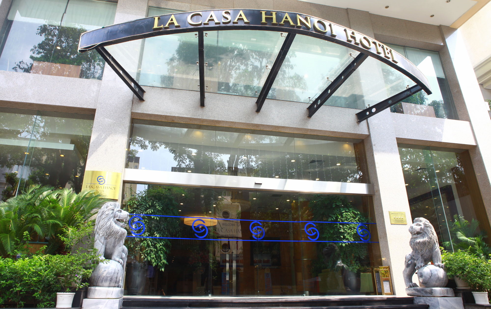 LA CASA - Vietnam - Hanoi and North