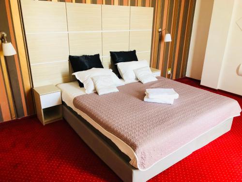 Hotel Mon Caprice - Romania - Bucharest