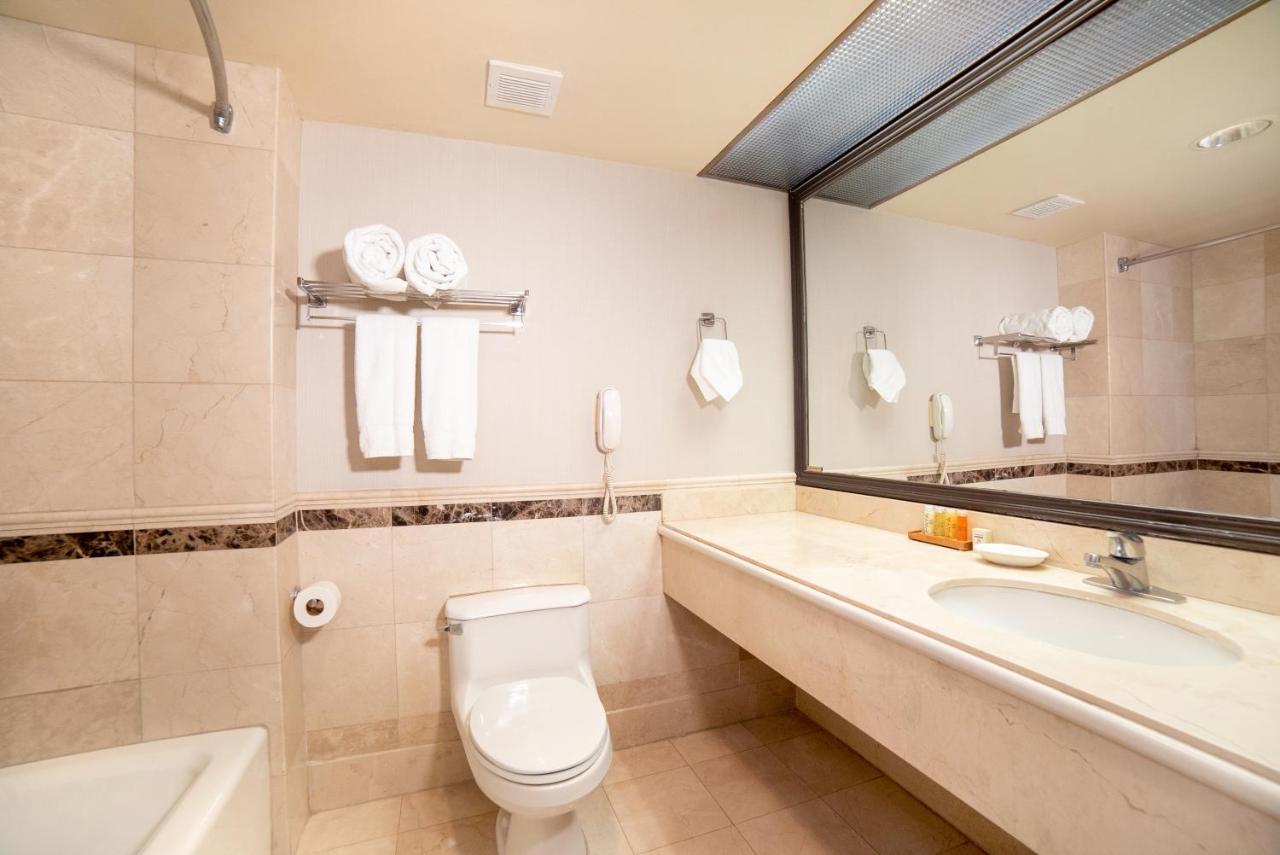 Oxford Palace Hotel and Galleria - United States - Los Angeles