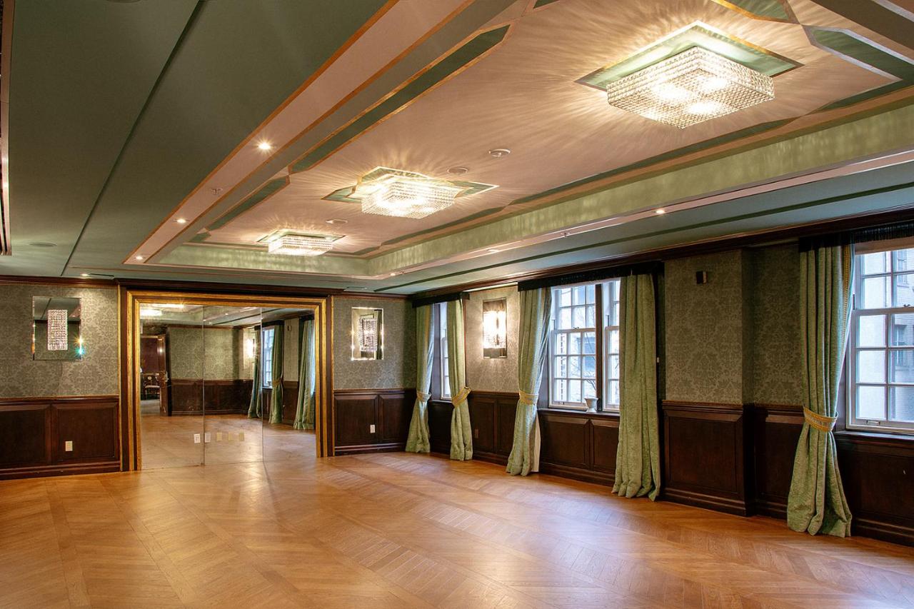 Windsor Arms - Canada - Toronto