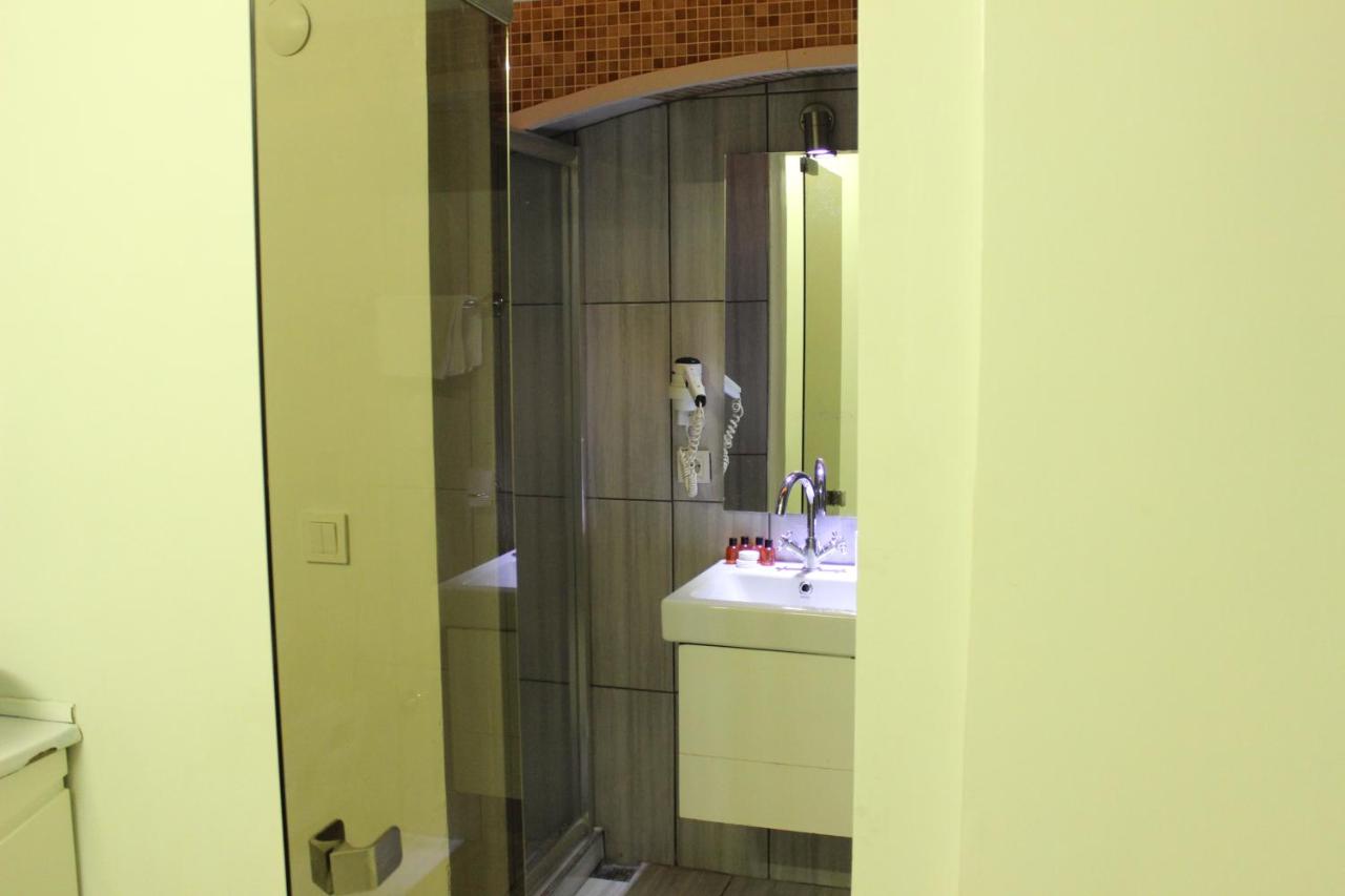 ELEMENT SUITES