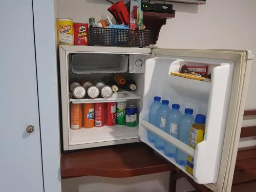 Duck Inn Hotel - Philippines - Manila