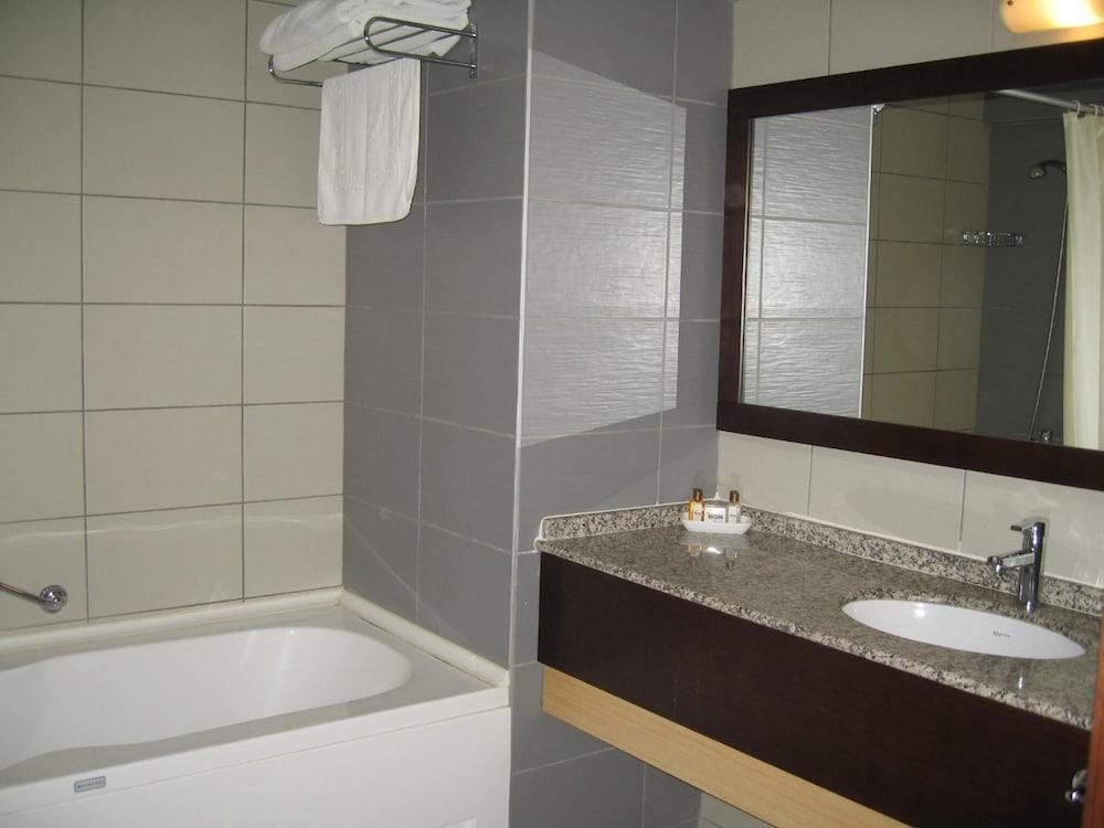 MOM Hotel - Turkey - Izmir