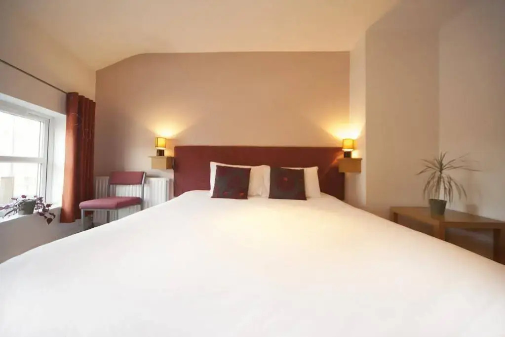 Snooze Guest Accommodation - Guest house - United Kingdom - Liverpool