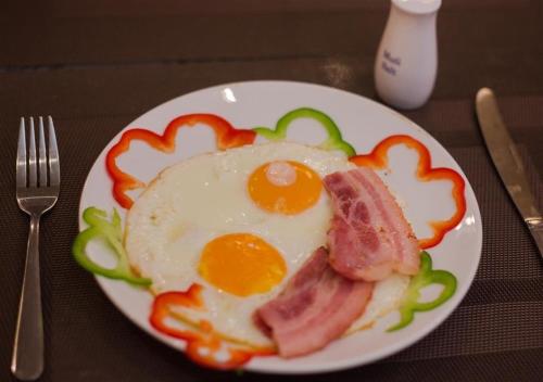 Queen Light Hotel - Vietnam - Hanoi and North