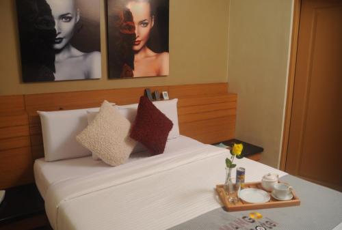 8 Mango Hotel - Philippines - Manila