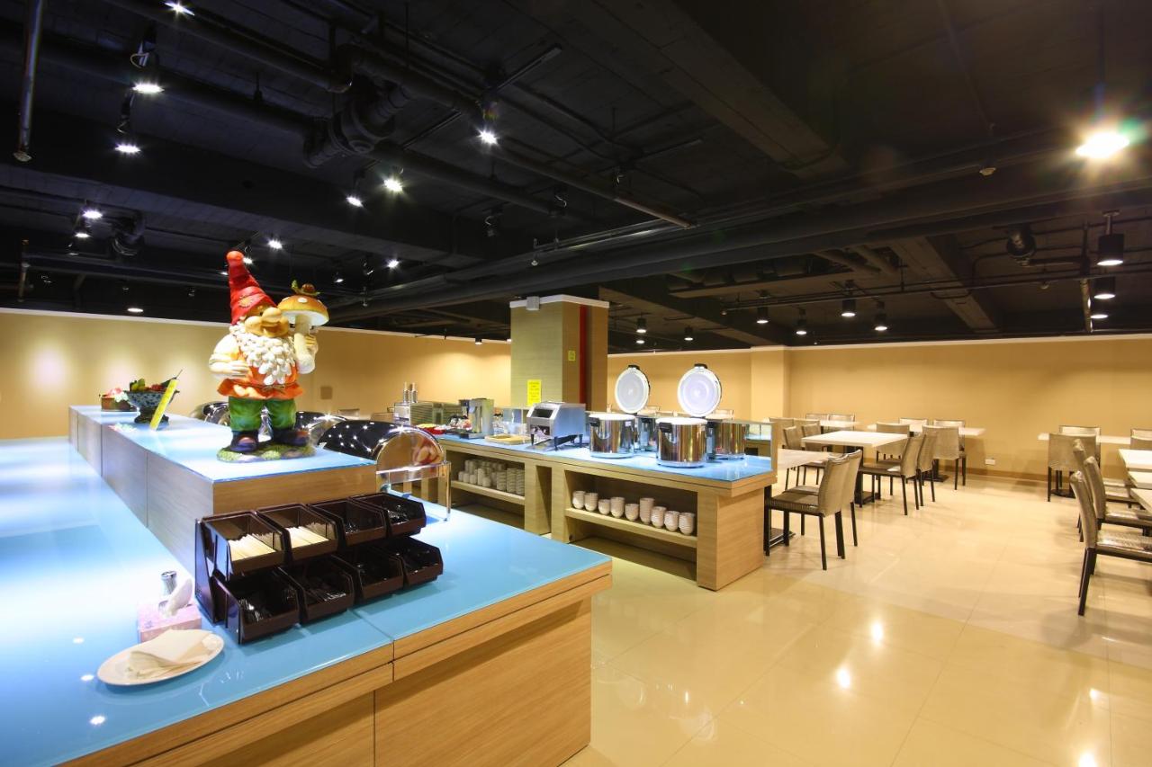 Mola Mola Four Seasons - Taiwan - Hualien