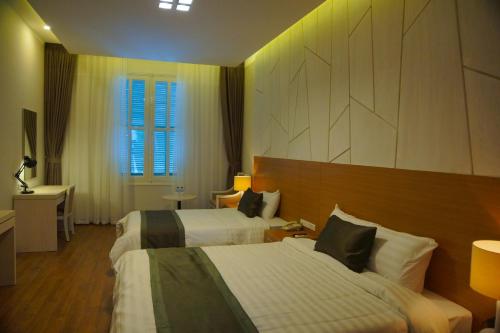 Hung Vuong Hotel - Vietnam - Hanoi and North