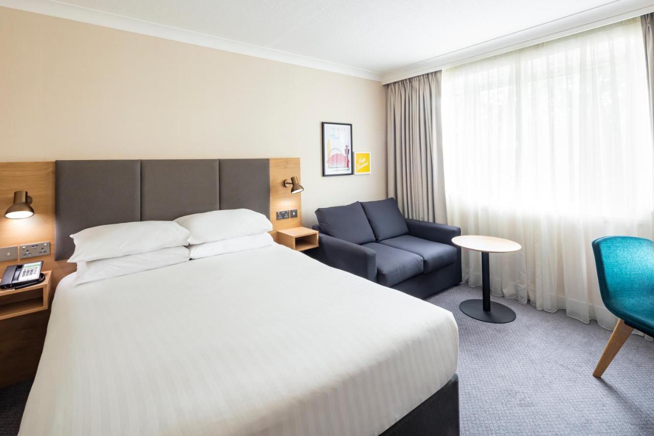 Holiday Inn London Gatwick Airport - United Kingdom - London