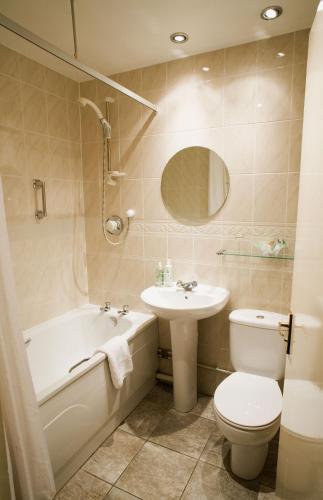 The Poplars Hotel - United Kingdom - London