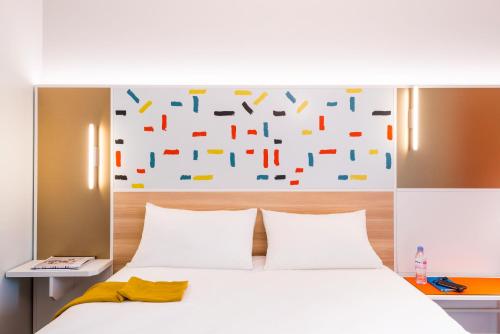 ibis Styles Guyancourt Versailles - France - Paris