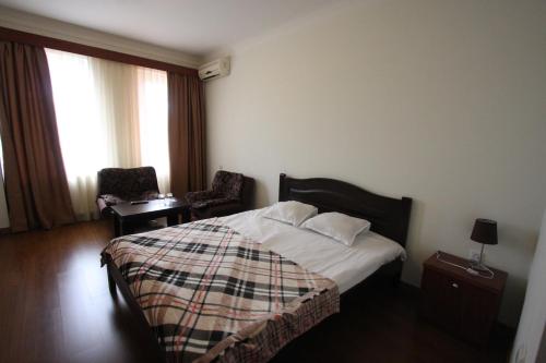 Hotel Lux - Georgia - Tbilisi