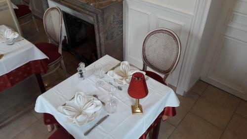 Logis Hostellerie Le Chatel Nangis - France - Paris