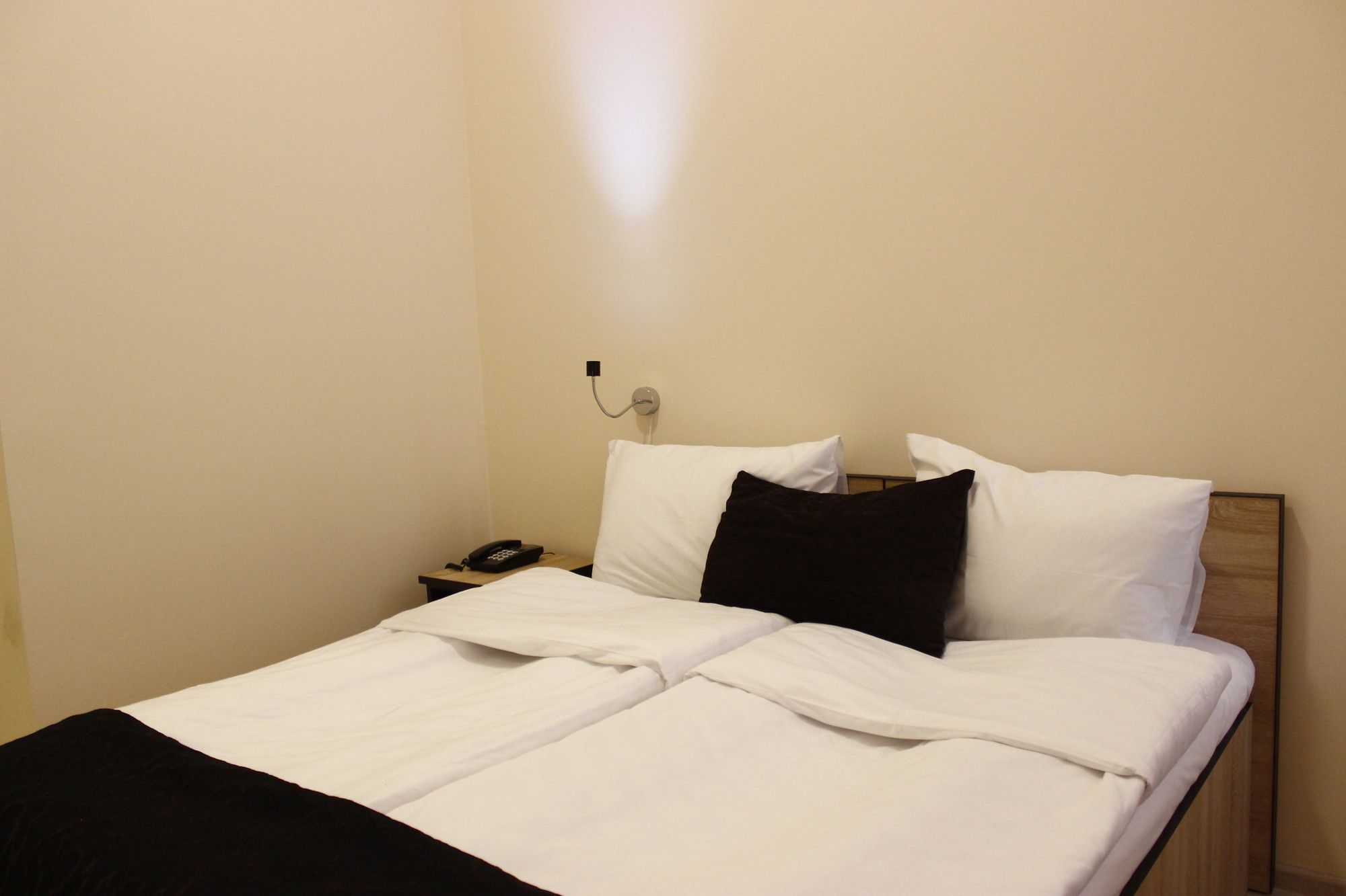 Comfort Hotel - Armenia - Yerevan