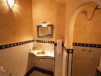 RIAD DAR BENARES - Morocco - Fez