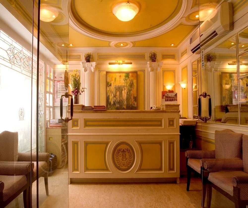 Benzy Palace - India - Mumbai (Bombay)