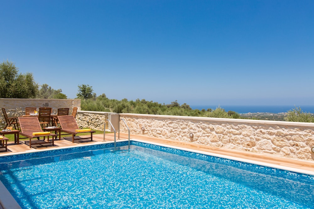 Roupes Villas - Greece - Crete