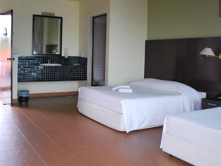 SAF YACHT CLUB CHANGI RESORT ROOMS - Singapore - Singapore