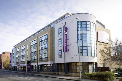 Premier Inn London Kew Bridge - United Kingdom - London