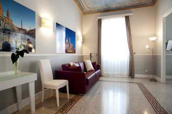 RESIDENZA LOCANDA NAVONA - Italy - Rome