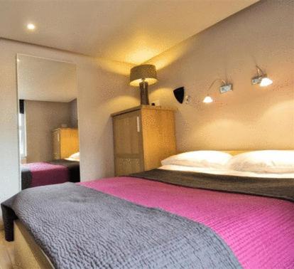 THE GALAXIE - United Kingdom - London