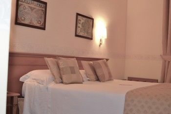 Seccy Hotel - Italy - Rome