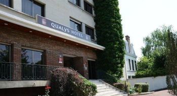 Quality Hotel Rueil La Defense - France - Paris