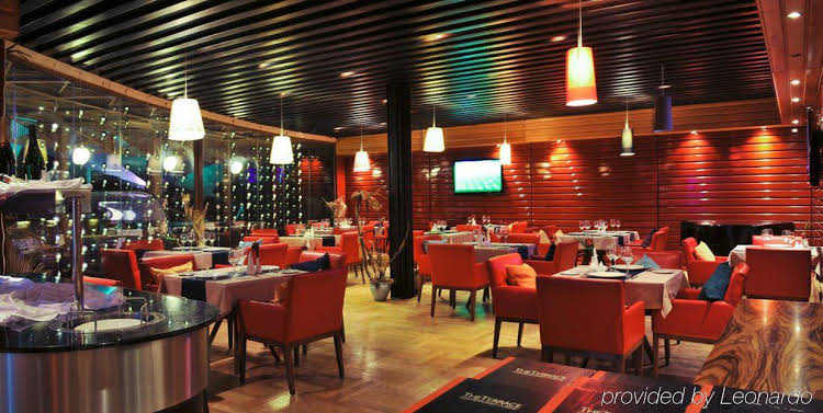 Cresent Beach Hotel - Azerbaijan - Baku