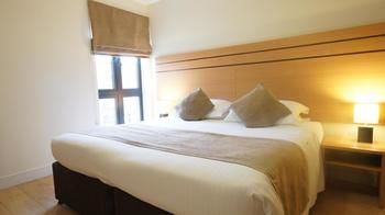 CROMPTON COURT SERVICED APARTMENTS - United Kingdom - London