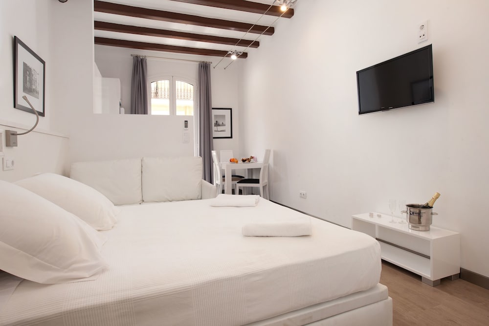 Rental Apartment Blanca - Barcelona City 2 bedrooms 4 persons - POP 19764 - Spain - Barcelona