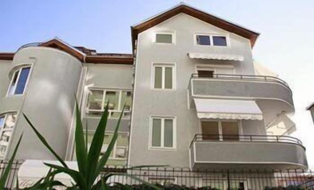 DE PARIS HOTEL TIRANA - Albania - Tirana