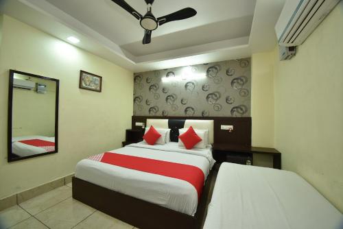 OYO 8950 Hotel Jhankar - India - New Delhi