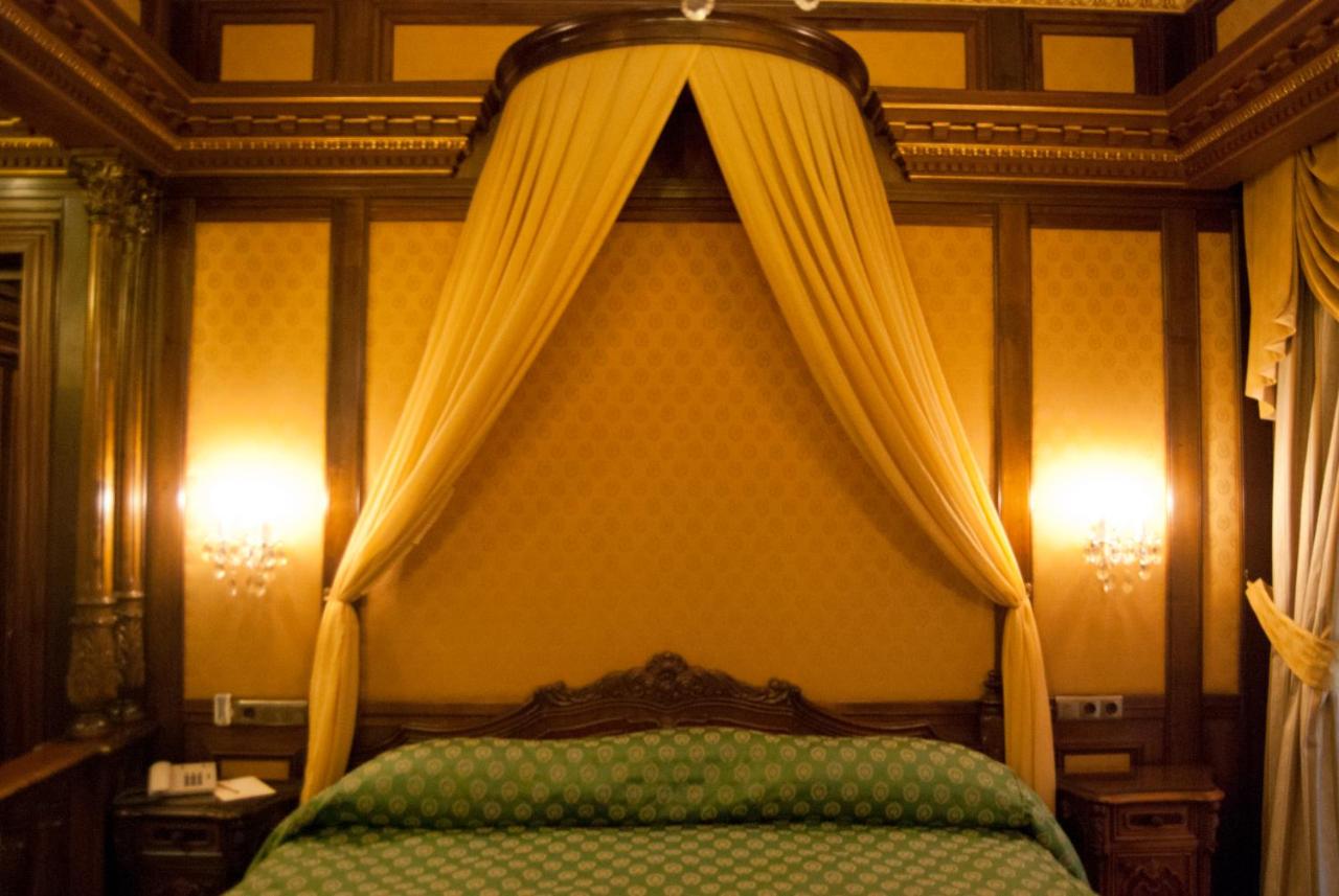 Hotel Casa Capsa - Romania - Bucharest