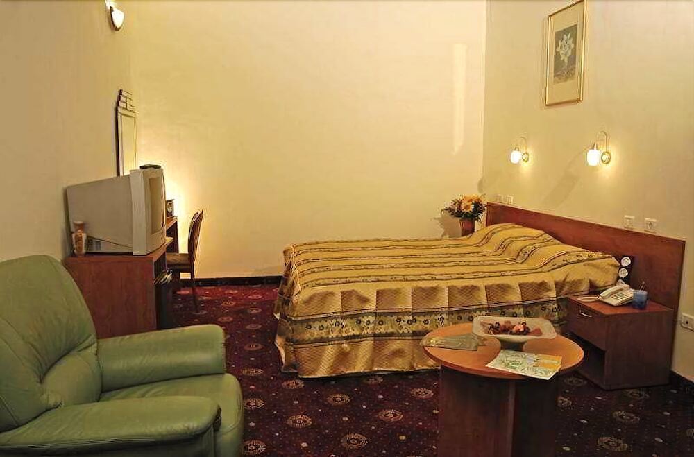 Bristol - Romania - Bucharest
