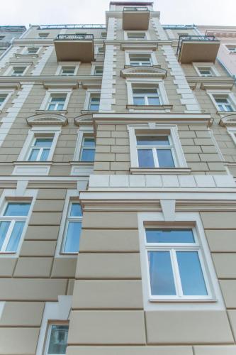 Gregory House - Czech Republic - Prague