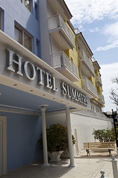 Summery Hotel