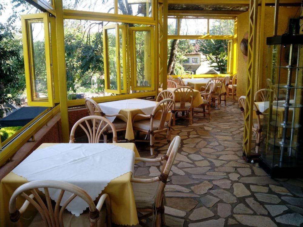Stipp Hotel Bis - Rwanda - KIGALI
