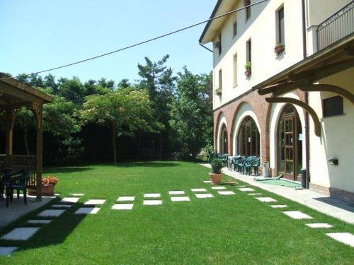 Hotel Ristorante Villa Magnolia - Italy - Milan