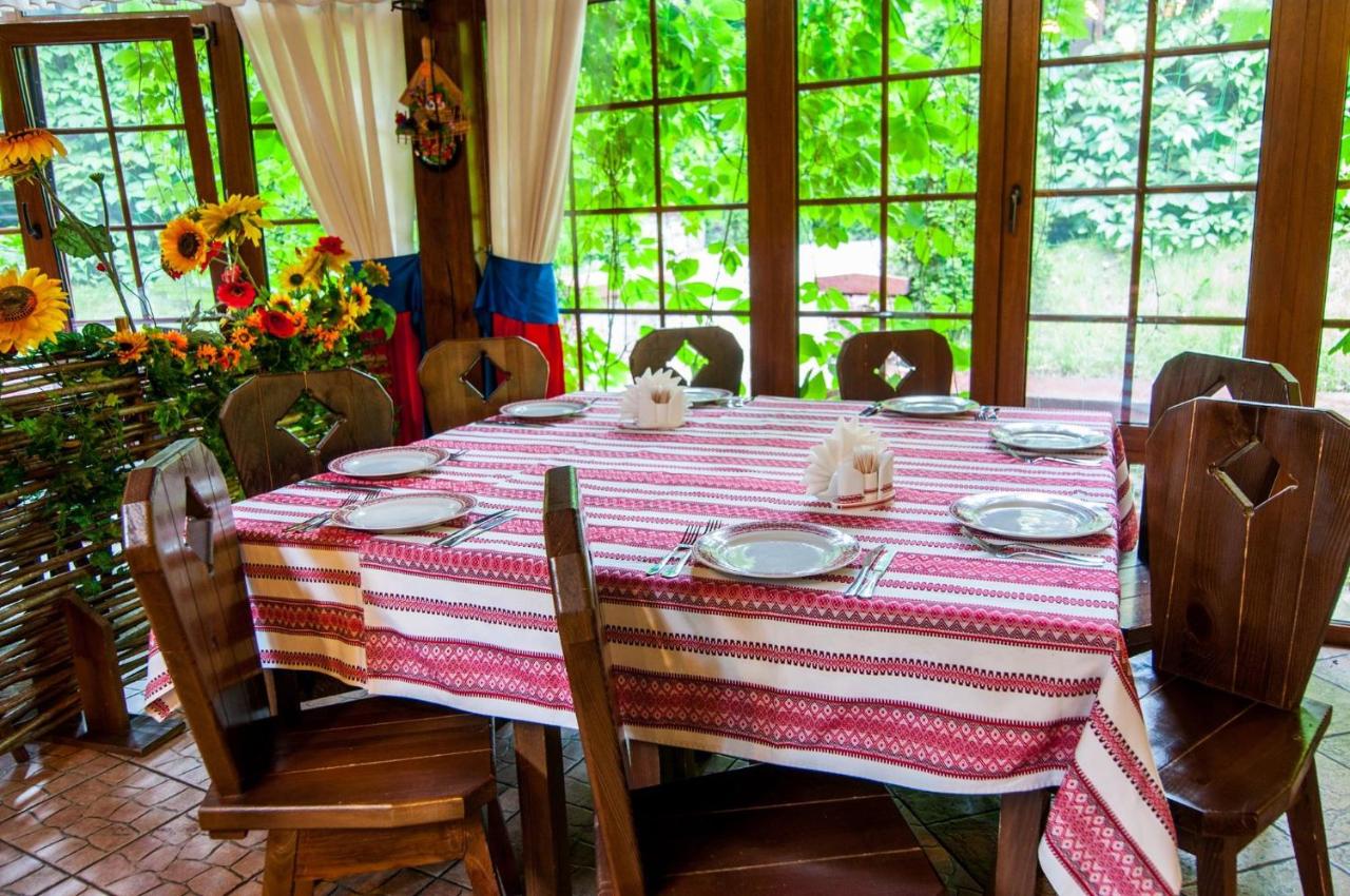 Kolyba House - Ukraine - Kiev